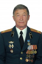 Руководитель клуба Емельянов Г.Н.